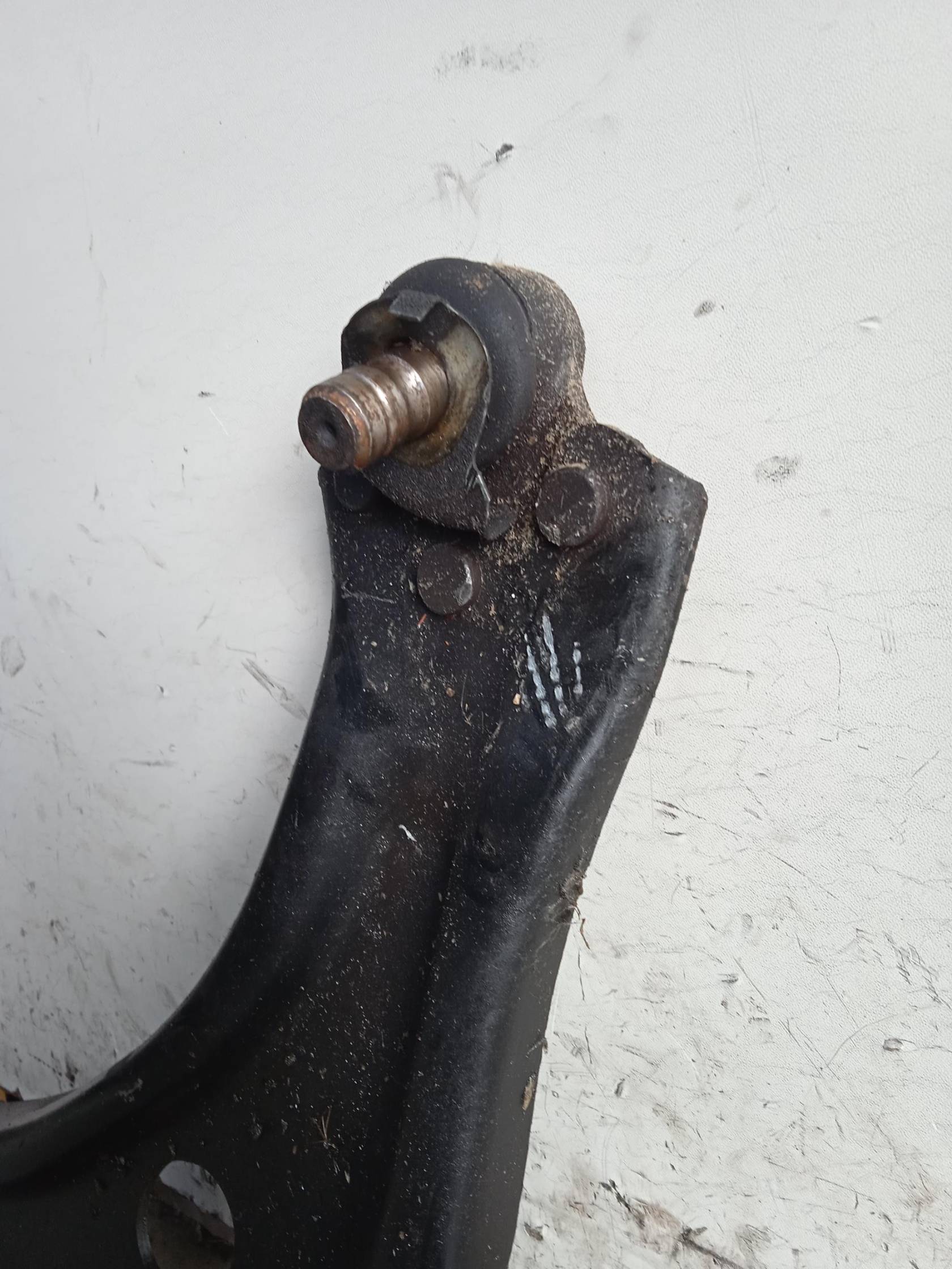 Braccio oscillante sosp. ant. sx.